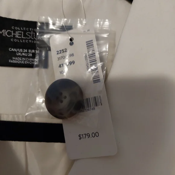 Trench coat - Picture 3 of 7